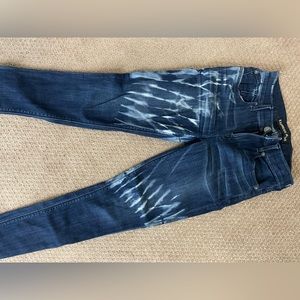 EXPRESS JEANS Women’s Bleach Wash